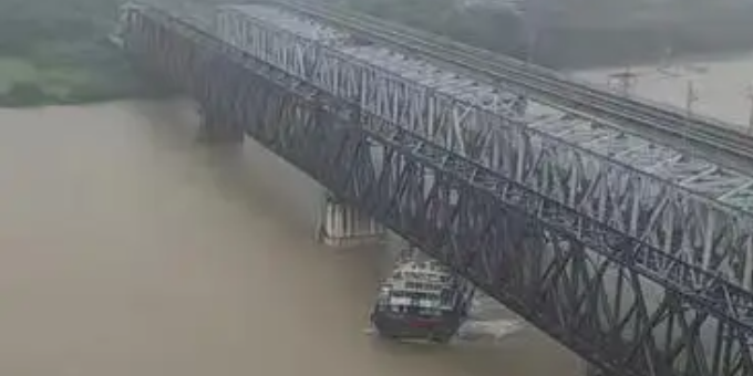 华南汛期时代，，，内贸海运货物中转驳运将受到影响