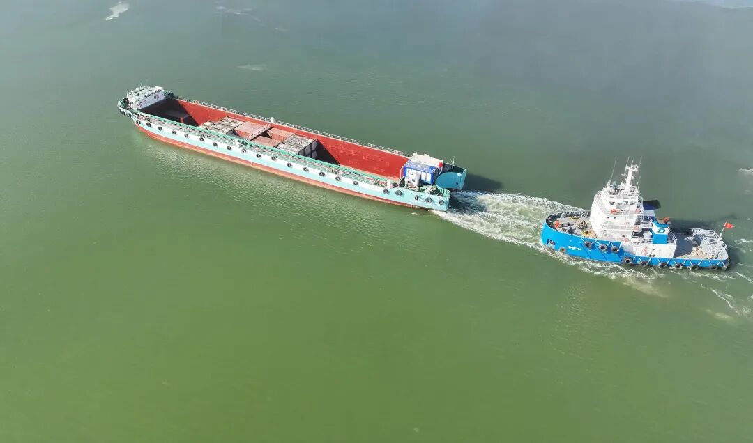 黄金水道”空箱调运顺遂完成首航 潍坊港区“：：：恿恕蓖ǖ涝偬硇露